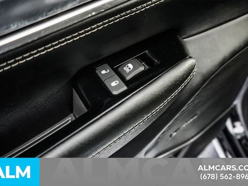 Used 2024 Jeep Wagoneer Series II w/ Flexible Seating Group image 56