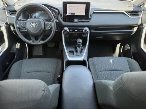 Used 2025 Toyota RAV4 XLE FWD image 11