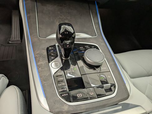 Certified 2023 BMW X5 xDrive45e w/ Luxury Seating Package image 20