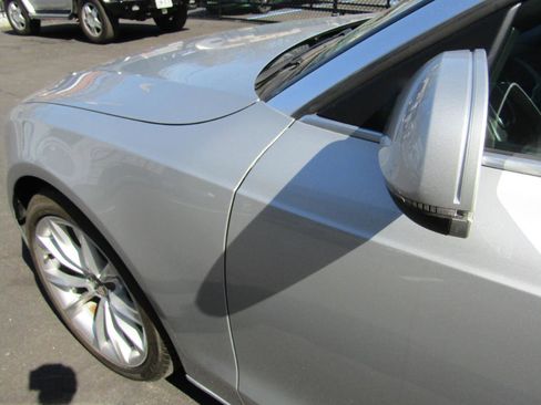 Used 2013 Audi A5 2.0T Premium image 9