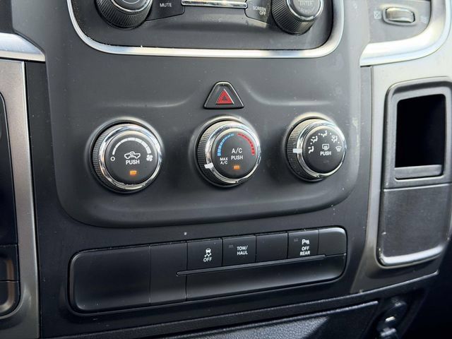 Used 2024 RAM 1500 Warlock AWD/4WD image 21