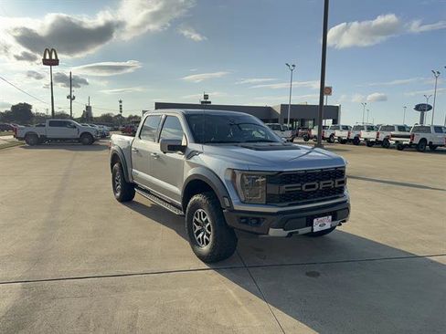 Used 2023 Ford F150 Raptor image 2