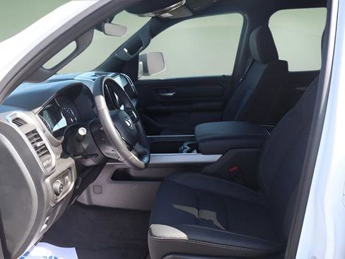 New 2026 RAM 1500 Express AWD/4WD image 15