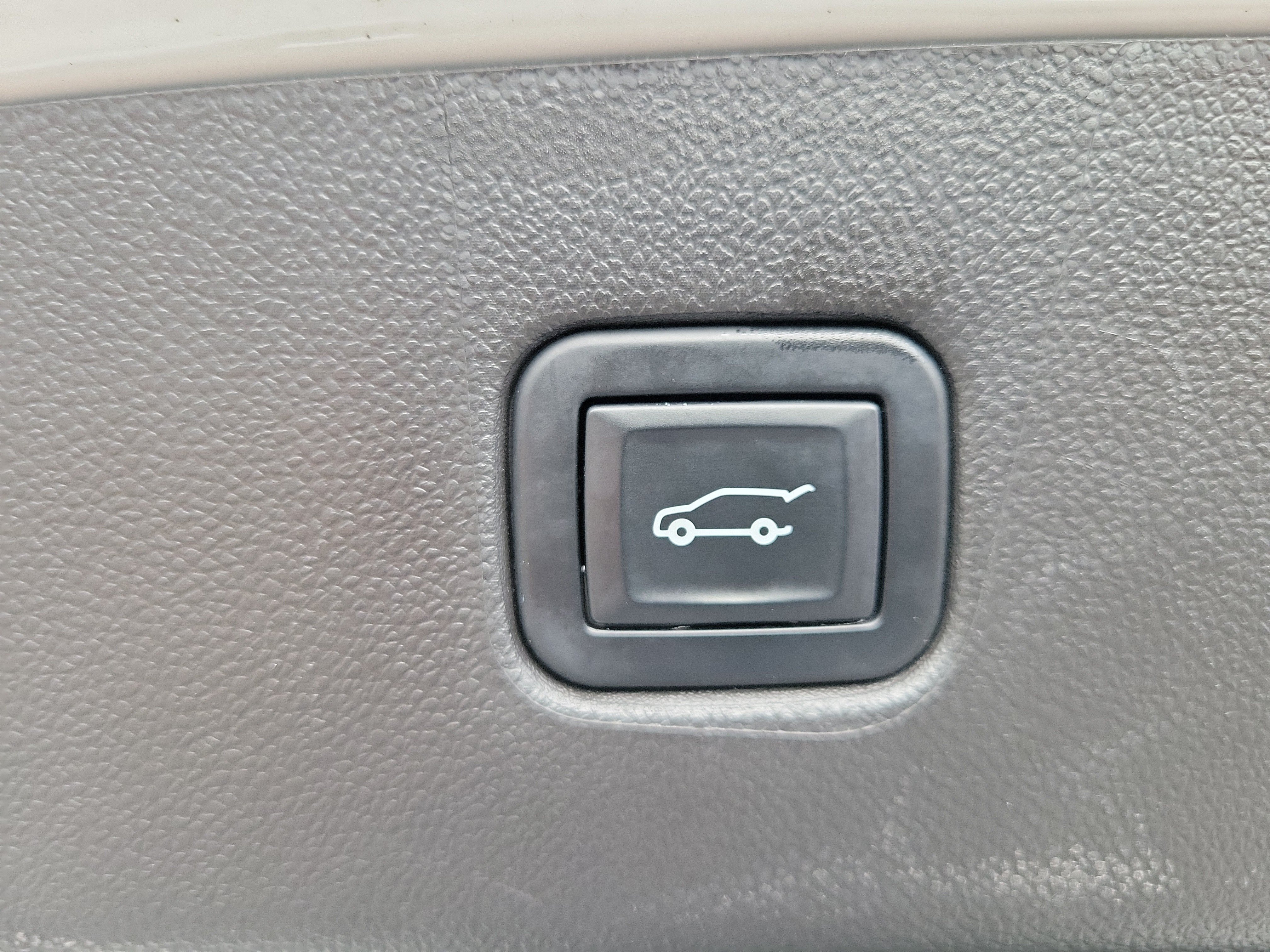 Used 2023 Chevrolet Blazer LT w/ Convenience Package AWD/4WD image 11