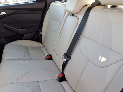 Used 2018 Ford Focus Titanium image 7