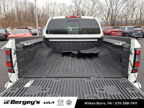 Used 2023 Nissan Frontier PRO-4X w/ Pro Convenience Package image 32