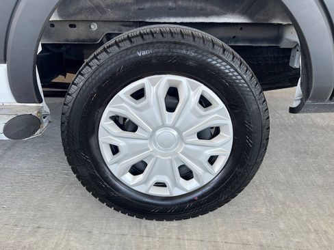 Used 2025 Ford Transit 250 Low Roof w/ Exterior Upgrade Package RWD image 26