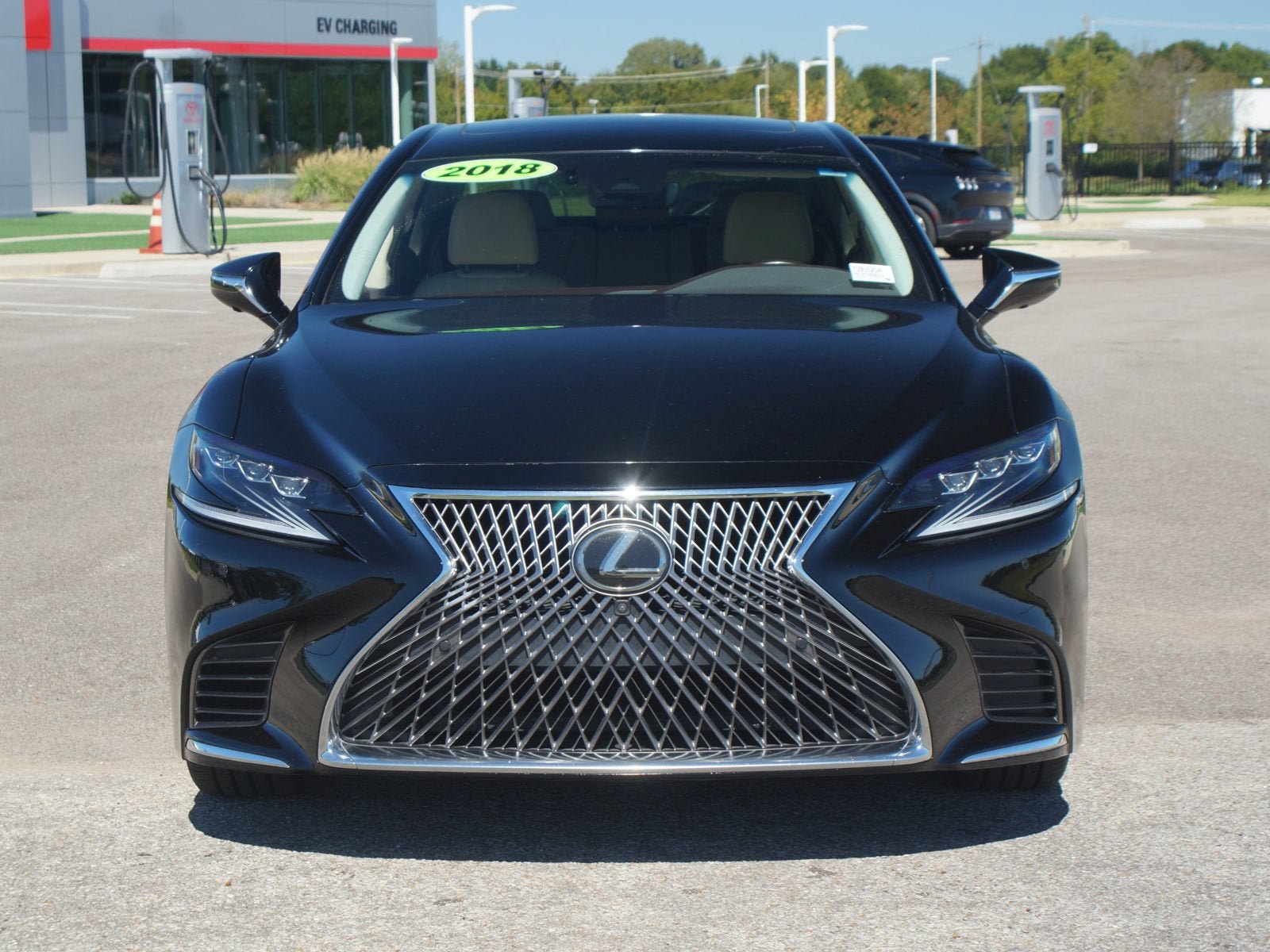 Used 2018 Lexus LS 500 w/ Interior Upgrade Package RWD image 25