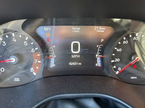 Used 2025 Jeep Compass Limited AWD/4WD image 9