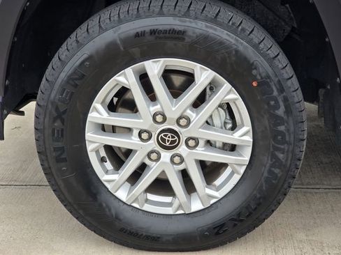 Used 2024 Toyota Tundra SR5 RWD image 9