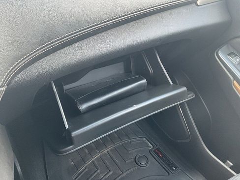 Used 2020 GMC Yukon XL Denali image 23