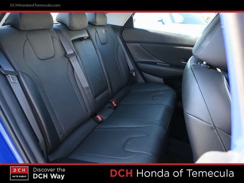 Used 2022 Hyundai Elantra Limited image 20