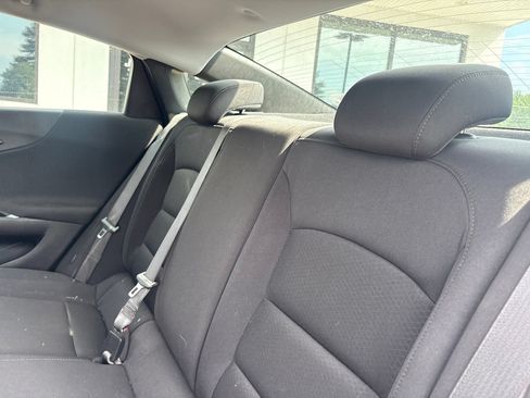 Used 2024 Chevrolet Malibu LS FWD image 5