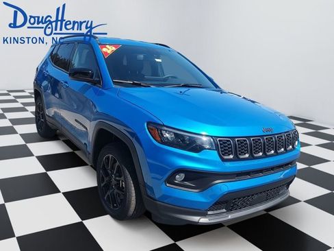 New 2026 Jeep Compass Latitude AWD/4WD image 7