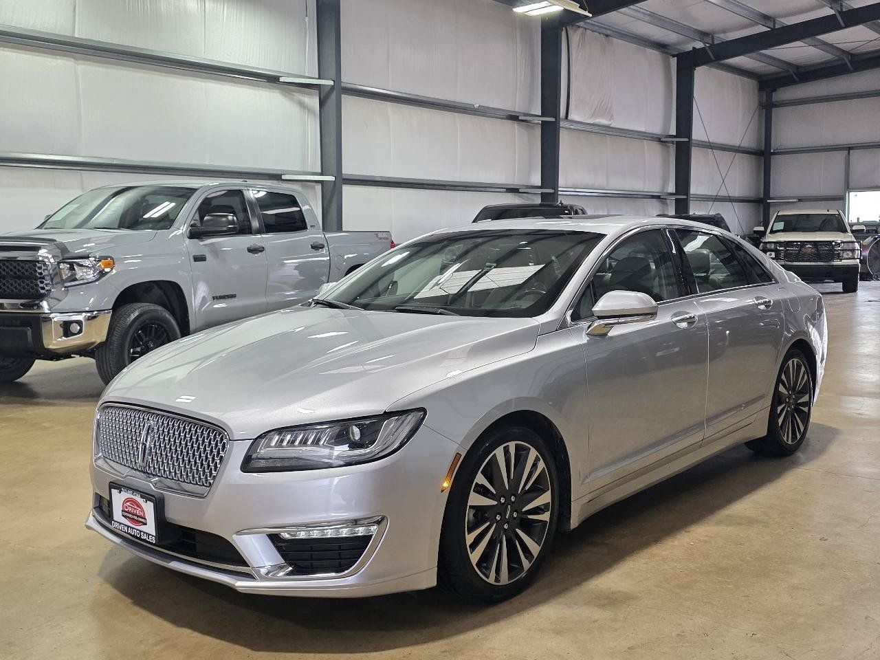 Used 2017 Lincoln MKZ Reserve FWD image 1