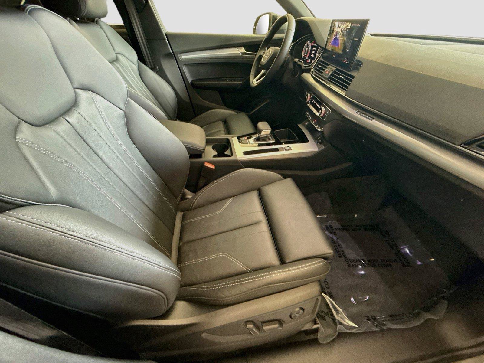 Certified 2025 Audi Q5 2.0T Premium AWD/4WD image 29
