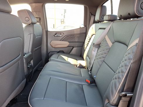 New 2026 GMC Canyon Denali image 5