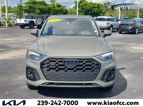 Used 2023 Audi Q5 2.0T Premium Plus w/ Premium Plus Package AWD/4WD image 2