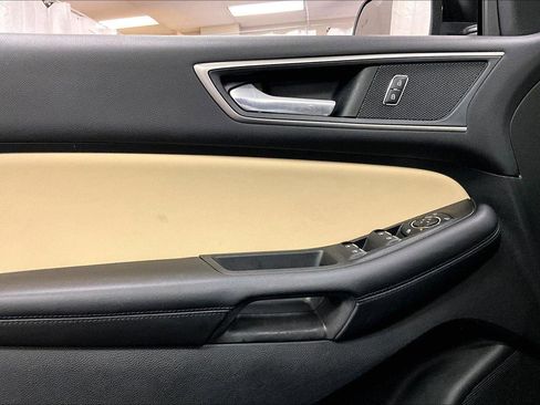 Certified 2022 Ford Edge SEL w/ Convenience Package image 22