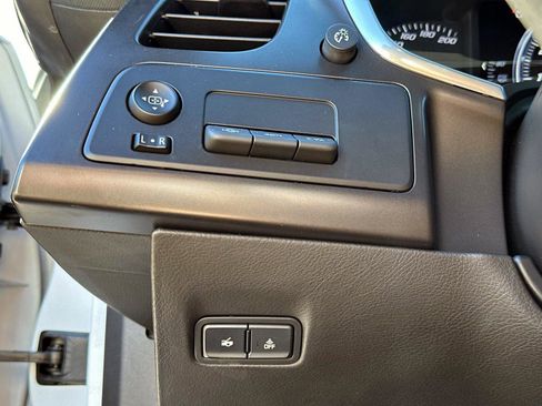 Used 2017 Chevrolet Corvette Stingray Coupe w/ 2LT Preferred Equipment Group image 23