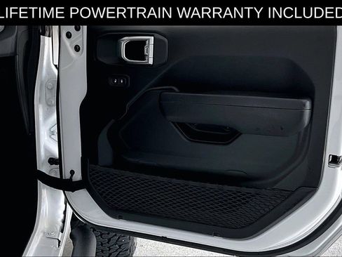 Used 2024 Jeep Wrangler Unlimited Sport AWD/4WD image 26