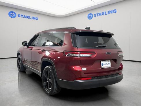 Used 2022 Jeep Grand Cherokee L Laredo RWD image 6