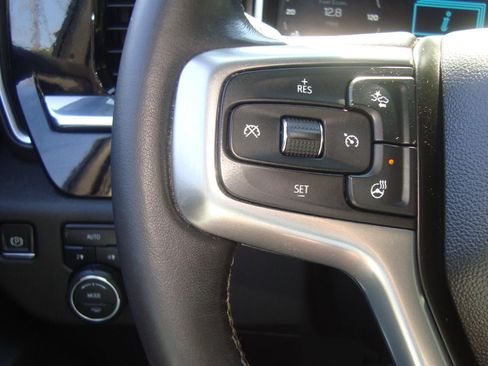 Used 2022 Chevrolet Silverado 1500 LT image 14