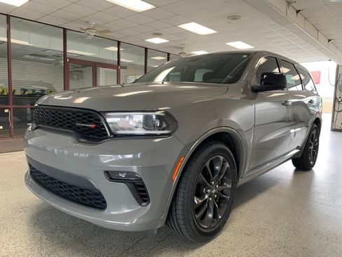 Used 2021 Dodge Durango GT w/ Blacktop Package RWD image 3