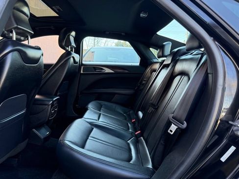 Used 2017 Lincoln MKZ Reserve w/ Climate Package FWD image 11