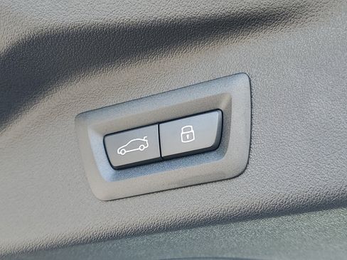 New 2026 BMW X7 xDrive40i w/ Executive Package image 28