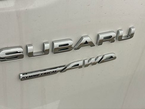 Used 2025 Subaru Outback Touring XT AWD/4WD image 27