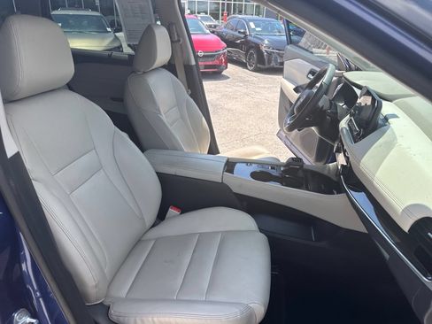Certified 2022 Nissan Rogue SL w/ SL Premium Package FWD image 44