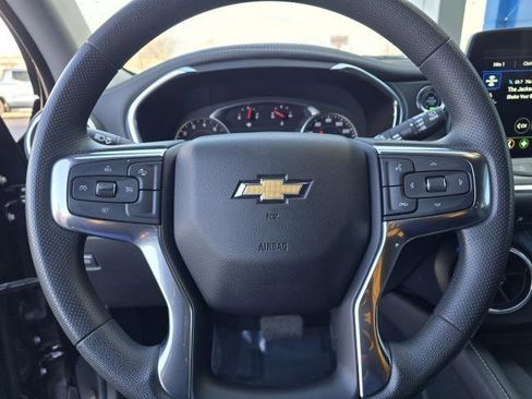 Used 2024 Chevrolet Blazer LT w/ Convenience Package FWD image 15
