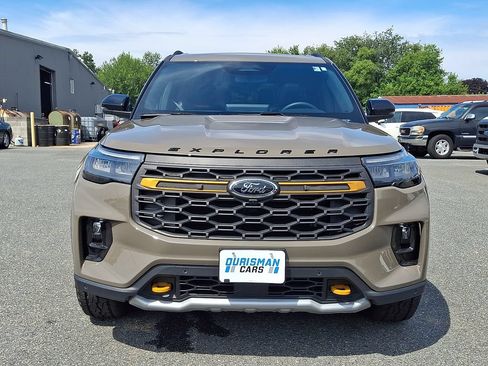 Used 2026 Ford Explorer Tremor w/ Tremor Ultimate Package AWD/4WD image 2