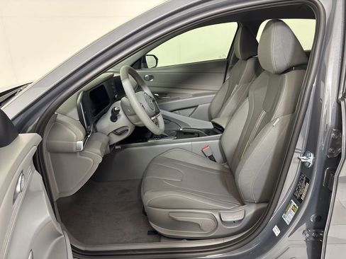 New 2026 Hyundai Elantra Sport FWD image 15