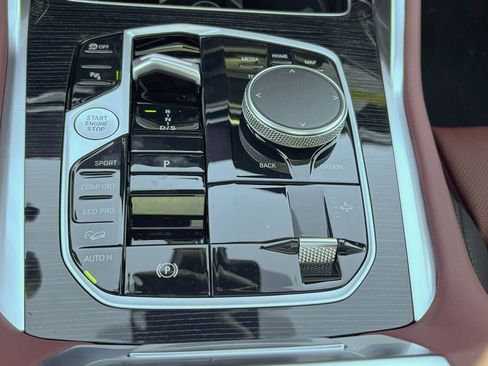 New 2026 BMW X6 xDrive40i w/ Climate Comfort Package image 27