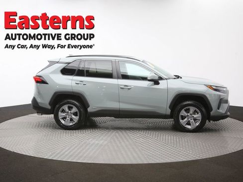Used 2022 Toyota RAV4 XLE image 46
