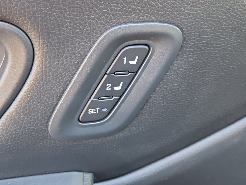 Certified 2025 Honda Pilot EX-L image 18