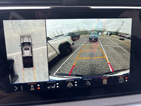 New 2025 GMC Sierra 2500 Denali w/ Denali Reserve Package image 29