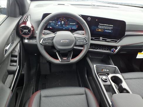 New 2026 Chevrolet Equinox RS w/ LPO, Floor Liner Package image 6