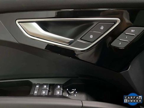 Used 2023 Audi Q4 e-tron Premium Plus w/ Premium Plus image 34