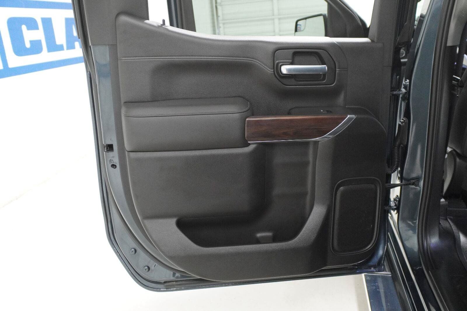 Used 2021 GMC Sierra 1500 SLT RWD image 25