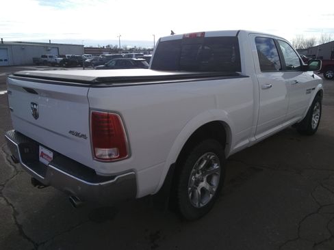 Used 2017 RAM 1500 Laramie w/ Convenience Group image 5