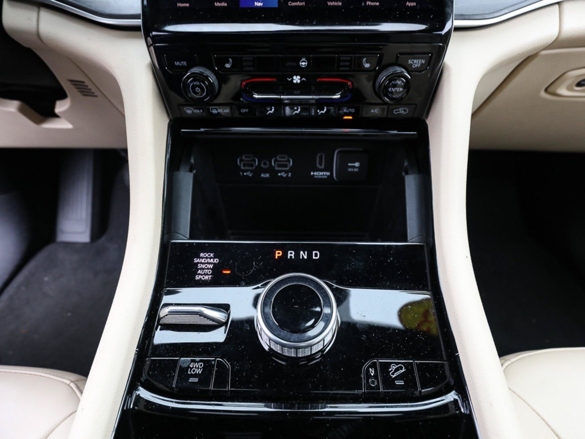 Used 2023 Jeep Grand Cherokee 4WD 4xe image 19
