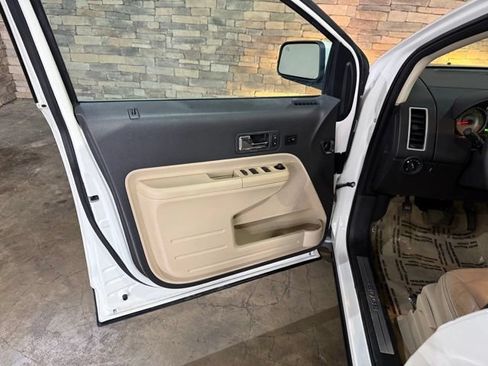Used 2008 Ford Edge Limited FWD image 9