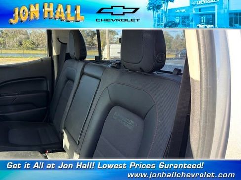 Used 2017 GMC Canyon SLE w/ All Terrain Package image 23
