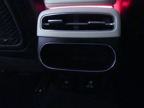 Used 2023 Genesis GV70 2.5T w/ Advanced Package image 28