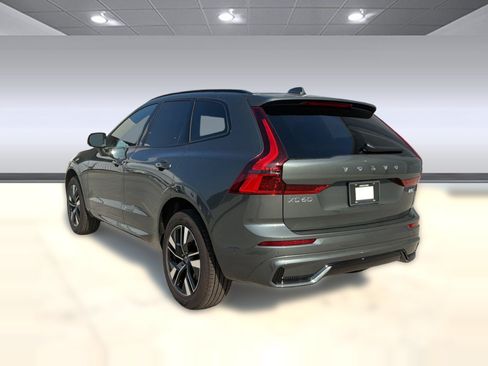 New 2026 Volvo XC60 B5 Plus w/ Climate Package AWD/4WD image 3