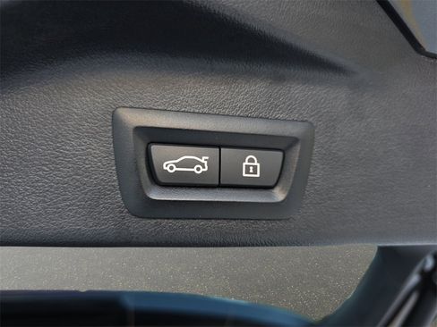 Used 2023 BMW X5 sDrive40i w/ Parking Assistance Package image 30