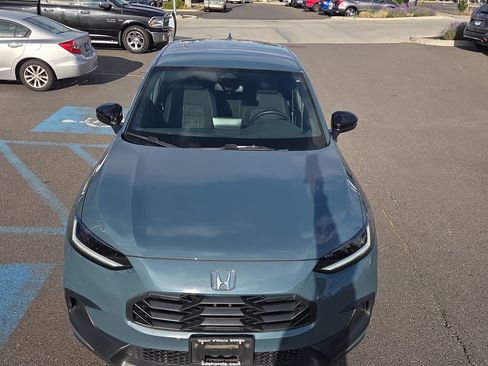 Used 2025 Honda HR-V Sport image 9